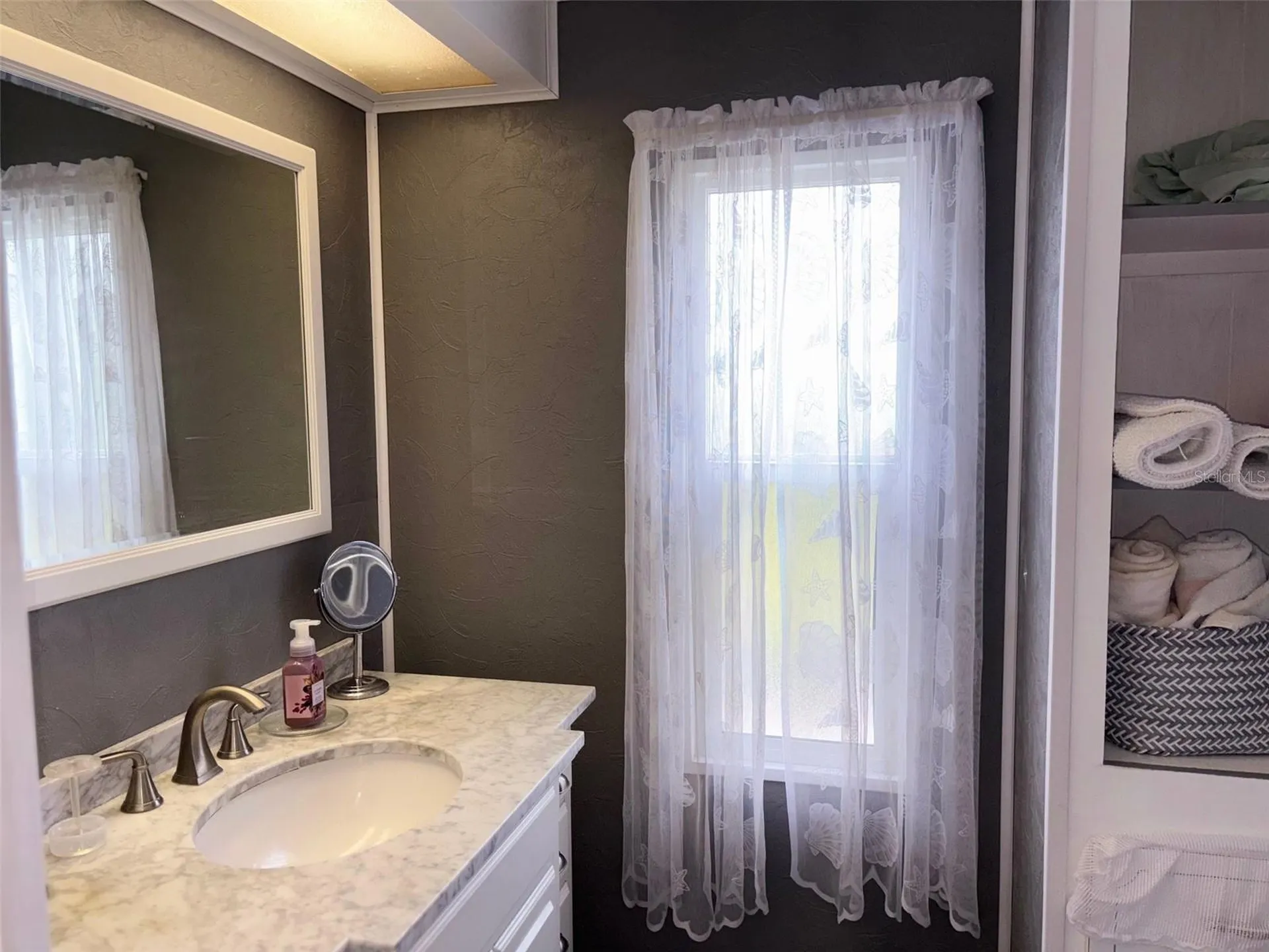 413 Cervina Drive N Venice FL 34285