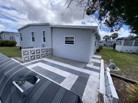 413 Cervina Drive N Venice FL 34285