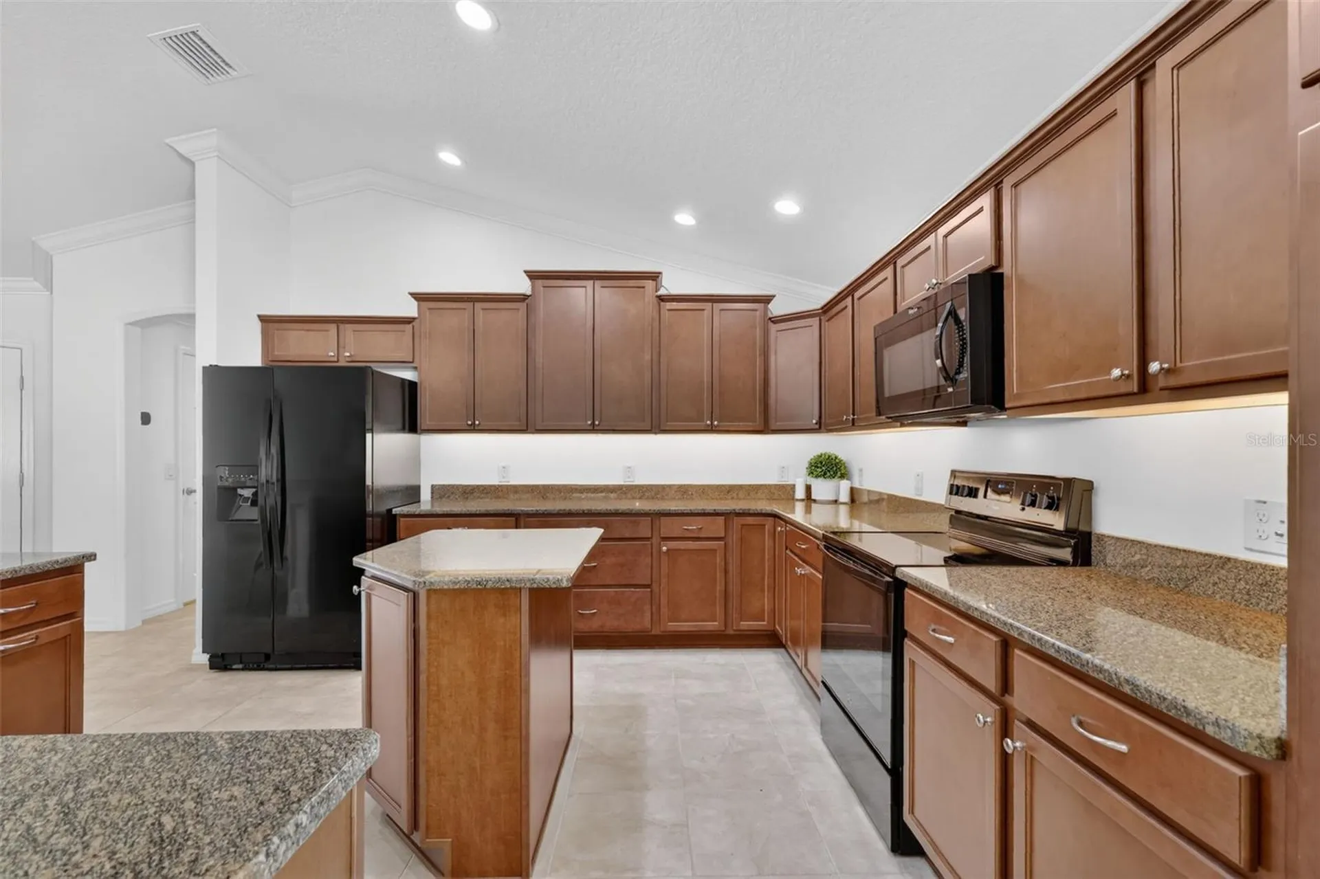 2873 Charlevoix Street The Villages FL 32163