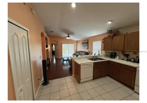 6812 Aramon Court Wesley Chapel FL 33545