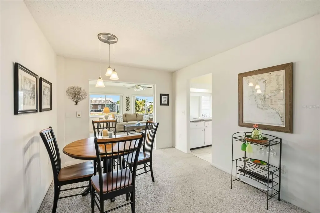 886 E 4th Street Englewood FL 34223