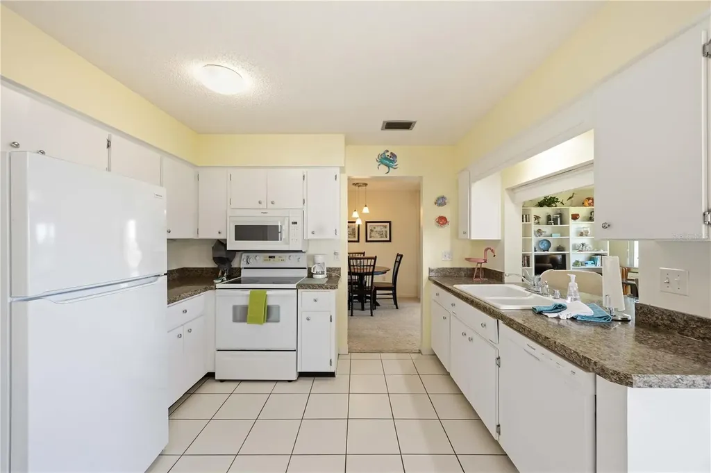 886 E 4th Street Englewood FL 34223