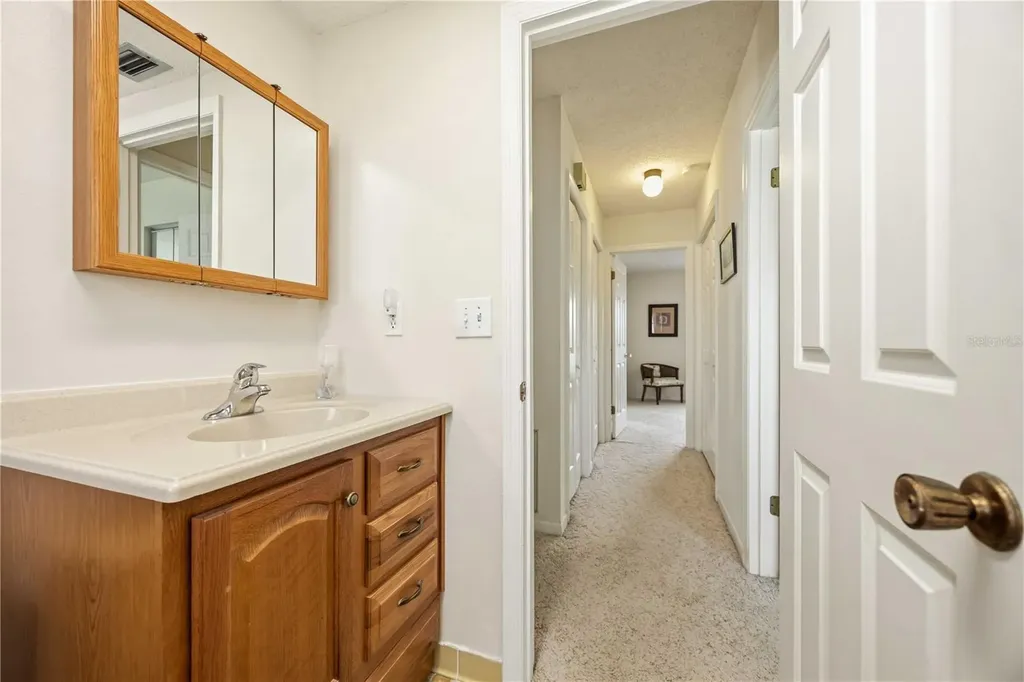 886 E 4th Street Englewood FL 34223