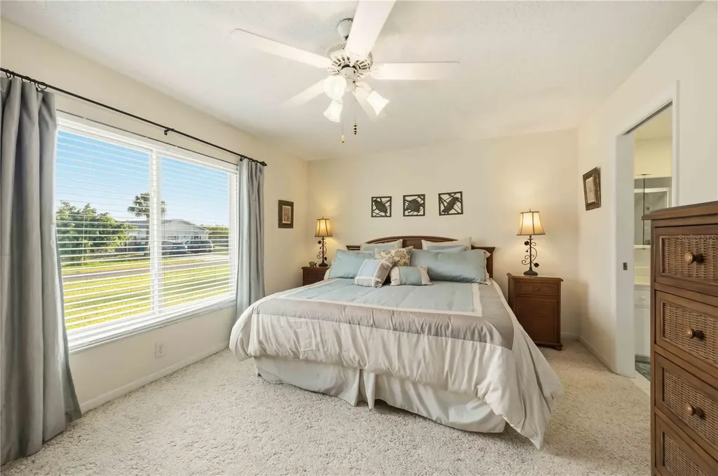 886 E 4th Street Englewood FL 34223