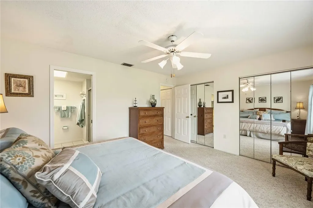 886 E 4th Street Englewood FL 34223