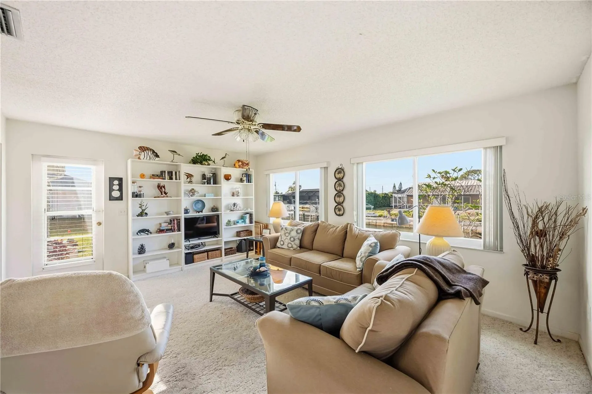 886 E 4th Street Englewood FL 34223
