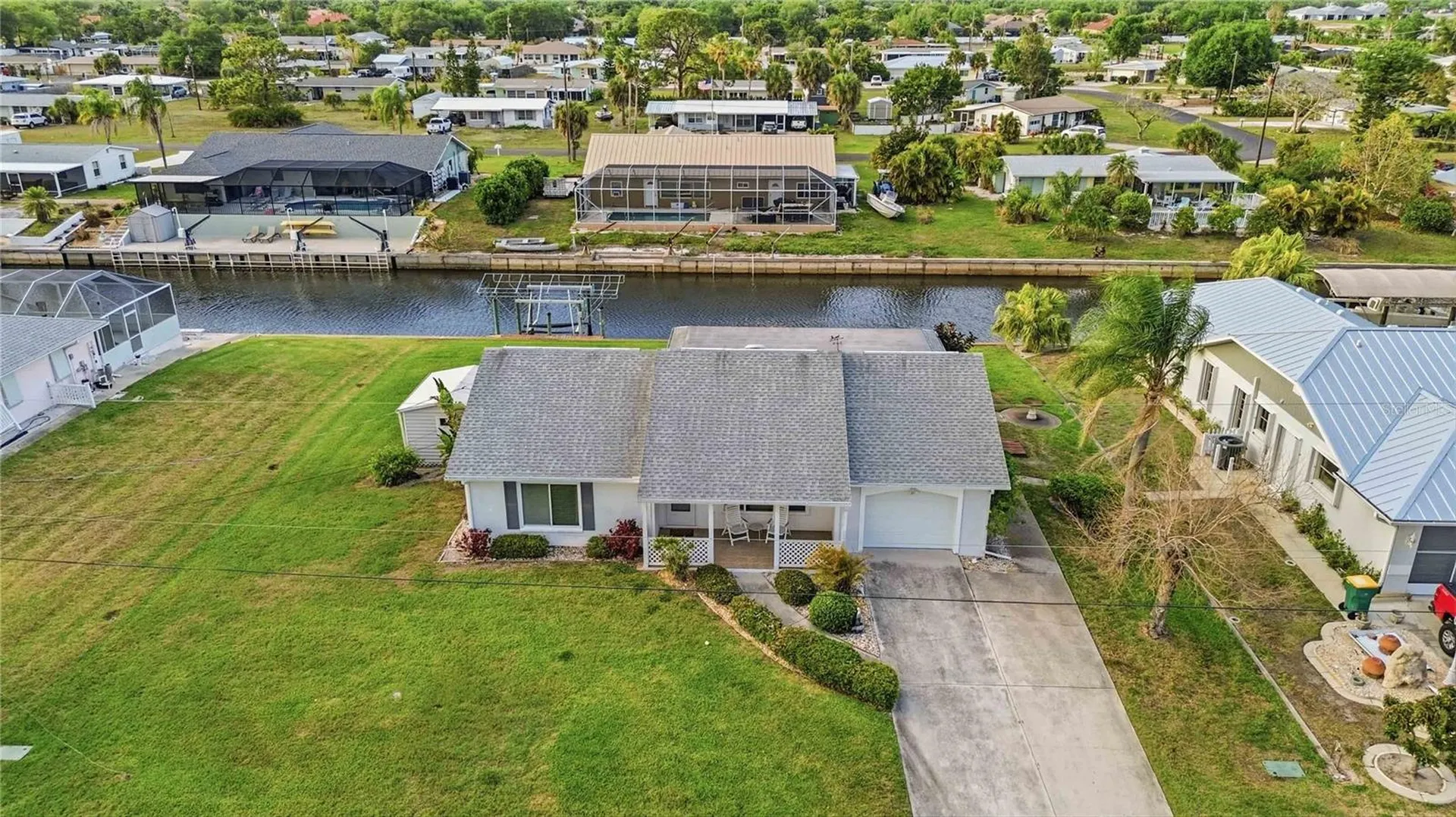 886 E 4th Street Englewood FL 34223