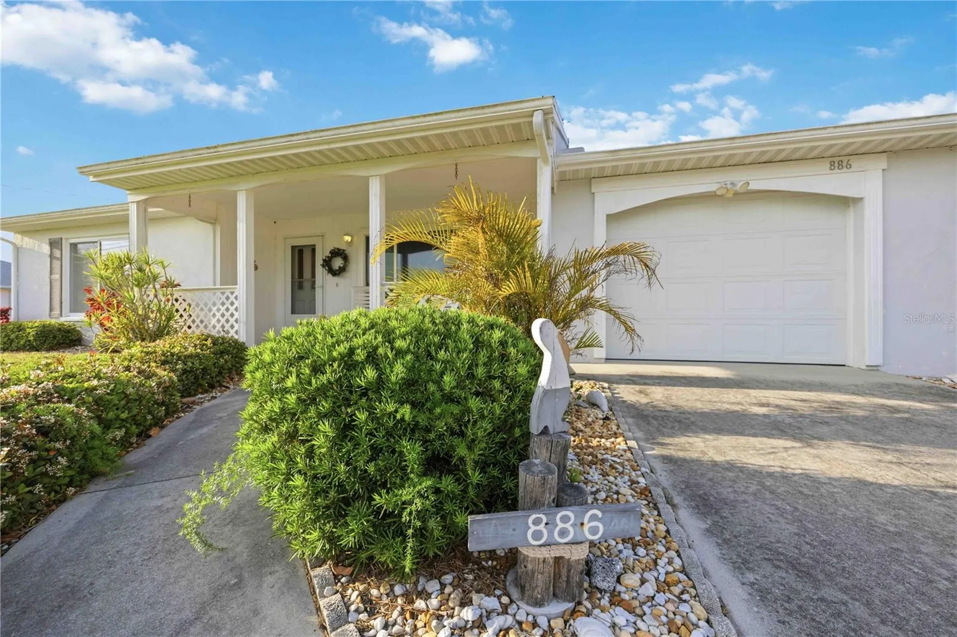886 E 4th Street Englewood FL 34223