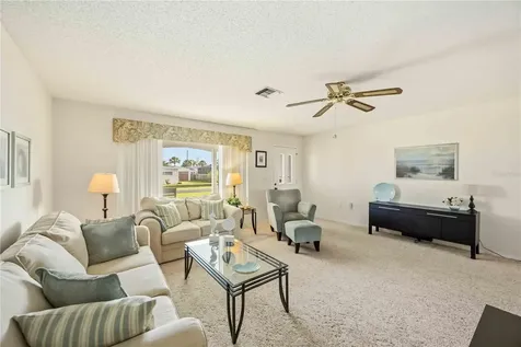 886 E 4th Street Englewood FL 34223