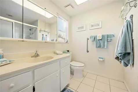 886 E 4th Street Englewood FL 34223