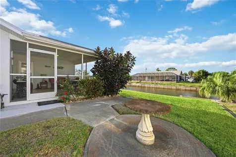 886 E 4th Street Englewood FL 34223