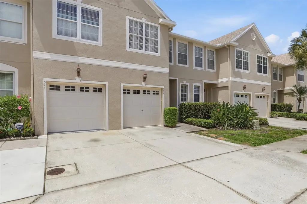542 Black Lion Drive NE St Petersburg FL 33716