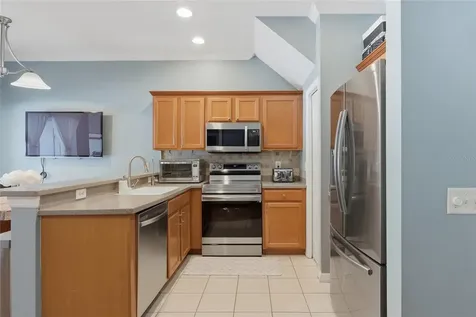 542 Black Lion Drive NE St Petersburg FL 33716