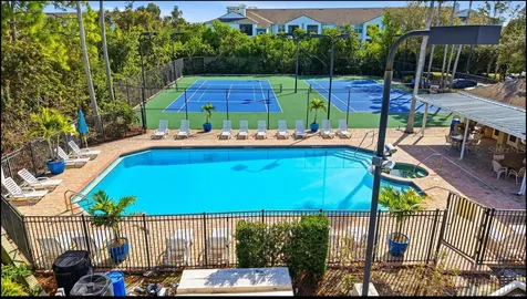 542 Black Lion Drive NE St Petersburg FL 33716
