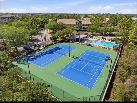 542 Black Lion Drive NE St Petersburg FL 33716