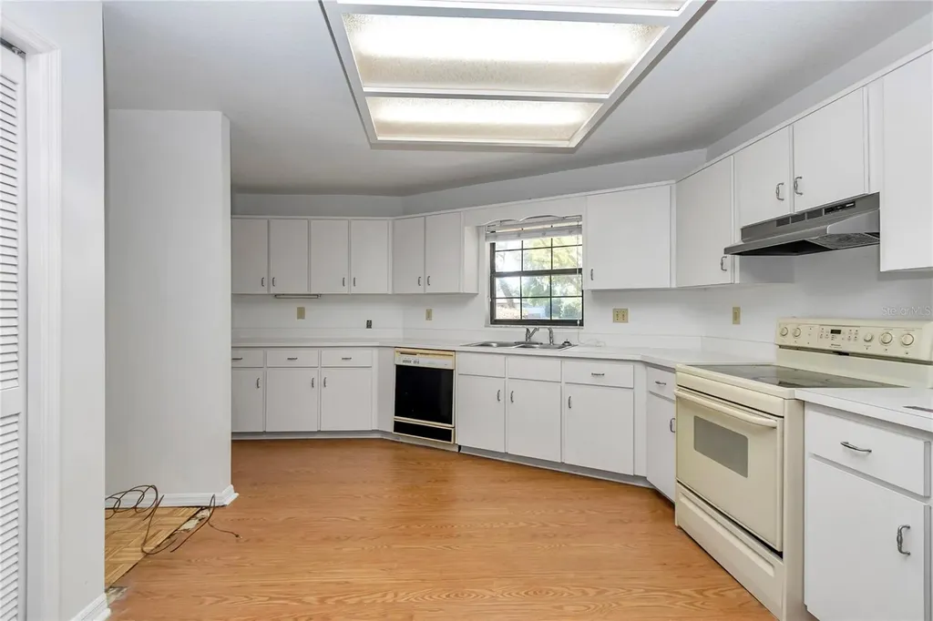 8160 SW 53rd Court Ocala FL 34476