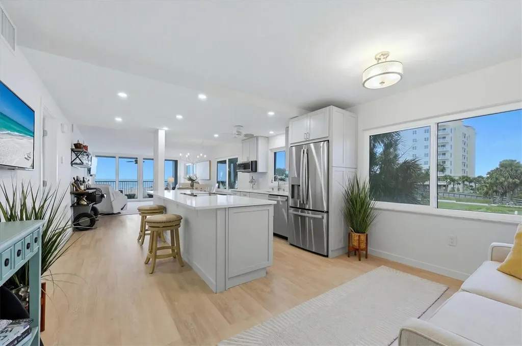 555 The Esplanade N Venice FL 34285