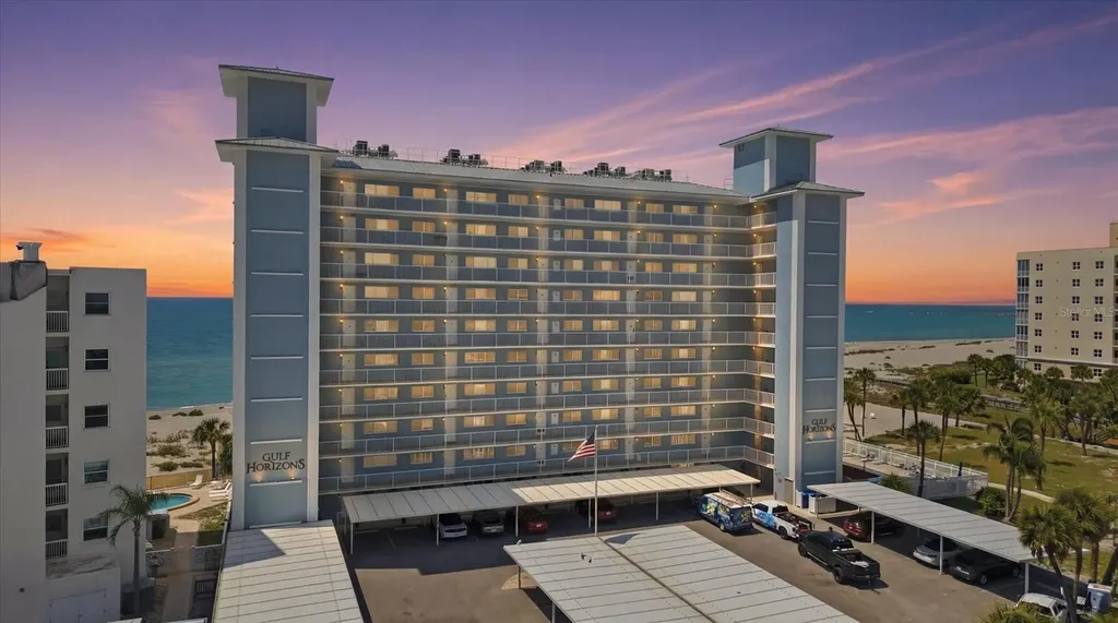 555 The Esplanade N Venice FL 34285