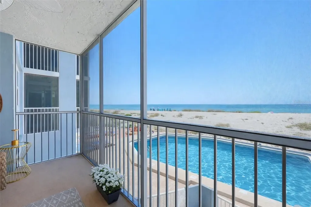 555 The Esplanade N Venice FL 34285