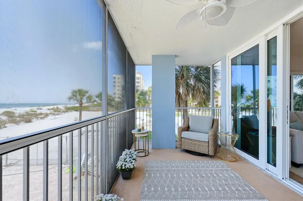 555 The Esplanade N Venice FL 34285