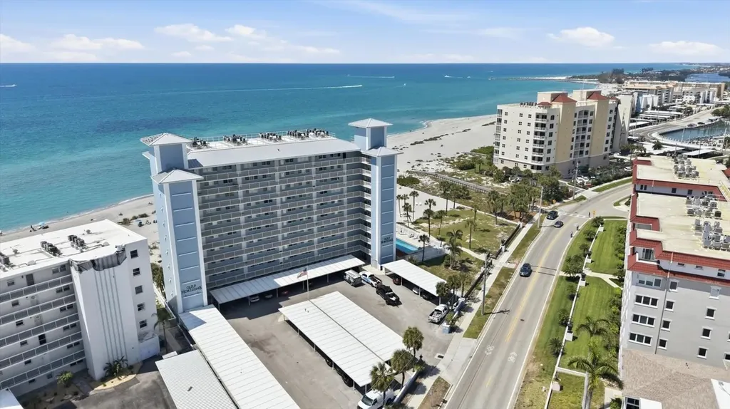 555 The Esplanade N Venice FL 34285