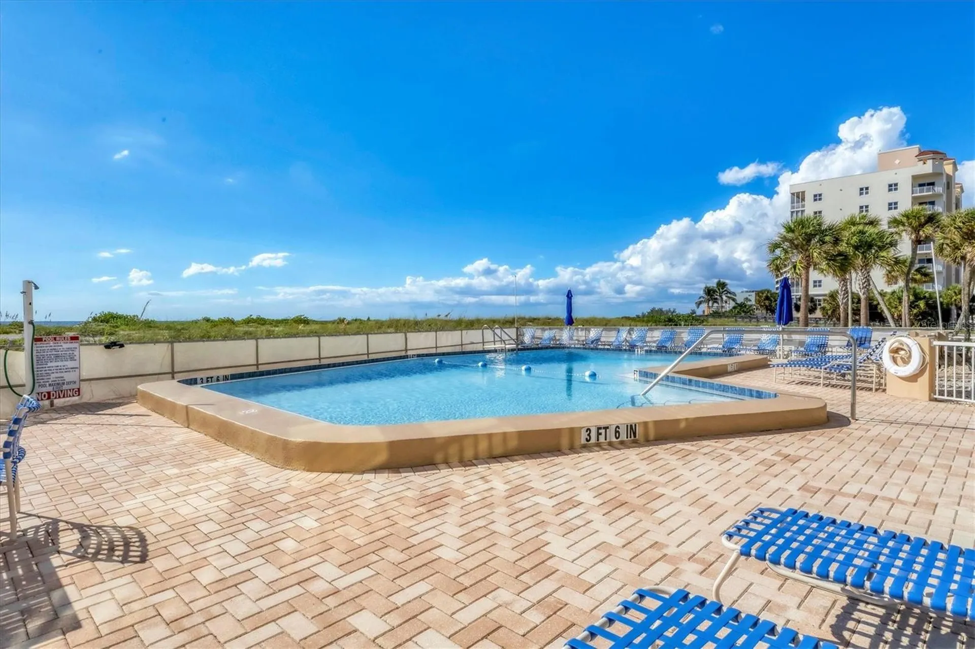 555 The Esplanade N Venice FL 34285
