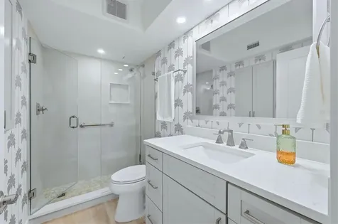 555 The Esplanade N Venice FL 34285