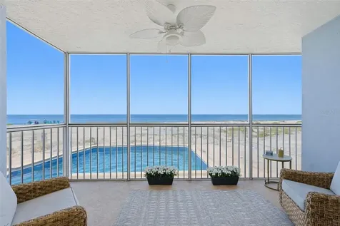555 The Esplanade N Venice FL 34285