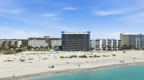 555 The Esplanade N Venice FL 34285