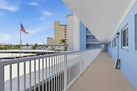 555 The Esplanade N Venice FL 34285