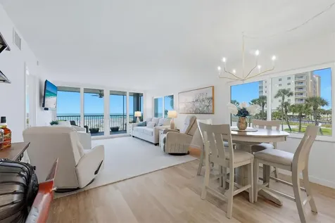 555 The Esplanade N Venice FL 34285