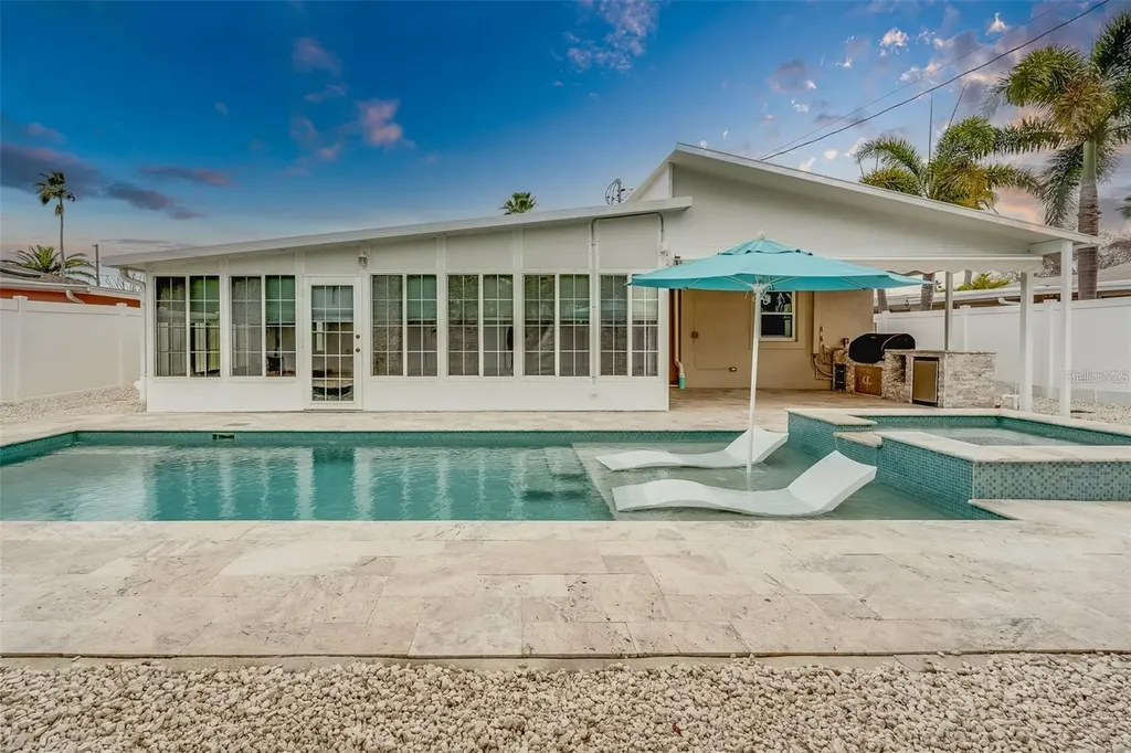 16108 Redington Drive Redington Beach FL 33708