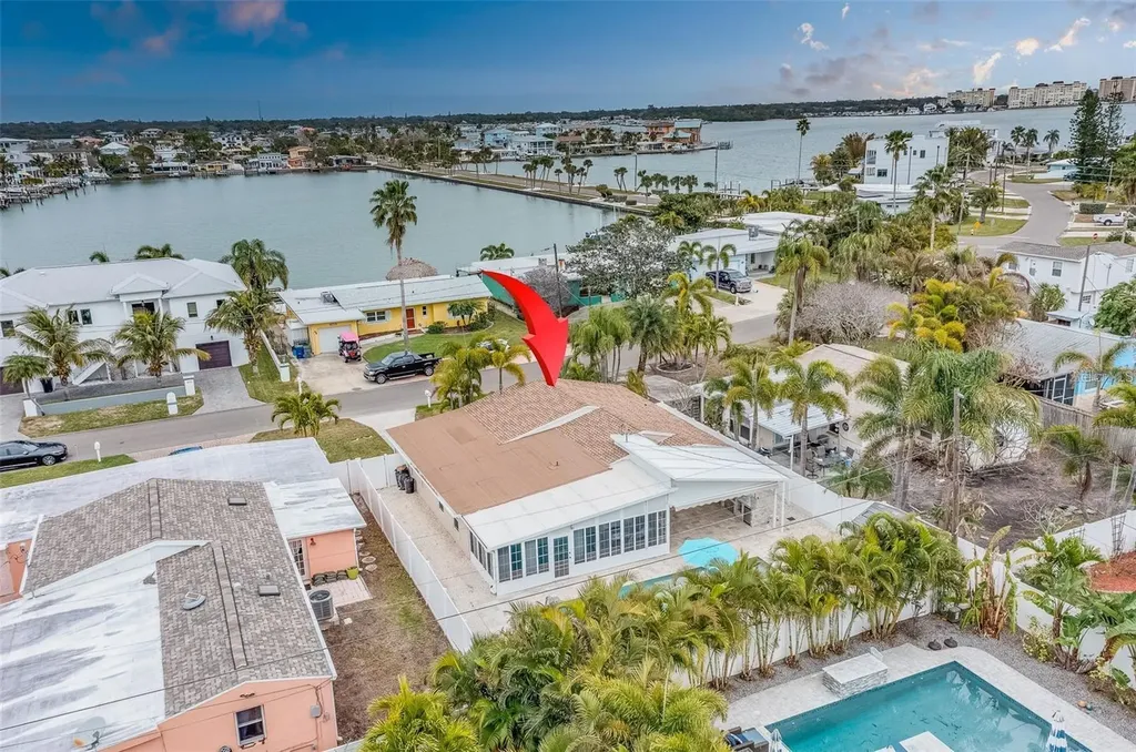 16108 Redington Drive Redington Beach FL 33708