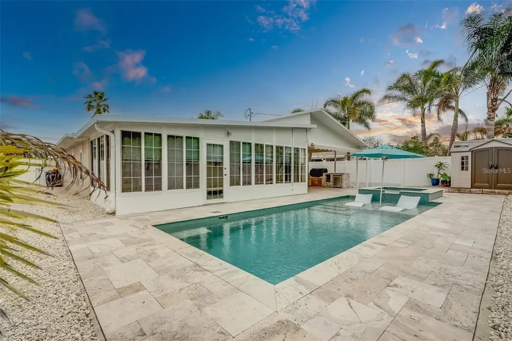 16108 Redington Drive Redington Beach FL 33708