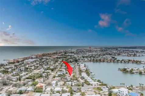 16108 Redington Drive Redington Beach FL 33708