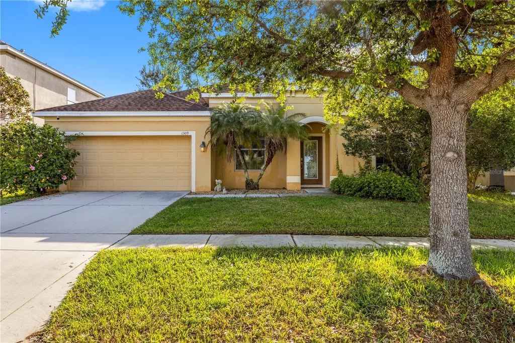 1309 Parker Den Drive Ruskin FL 33570