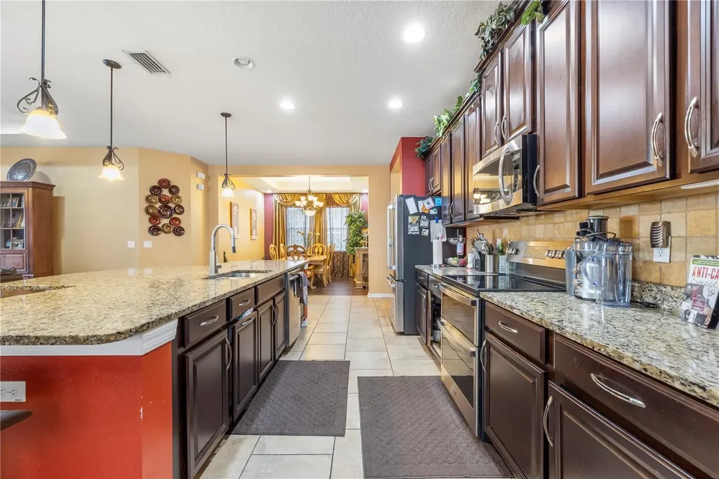 1309 Parker Den Drive Ruskin FL 33570