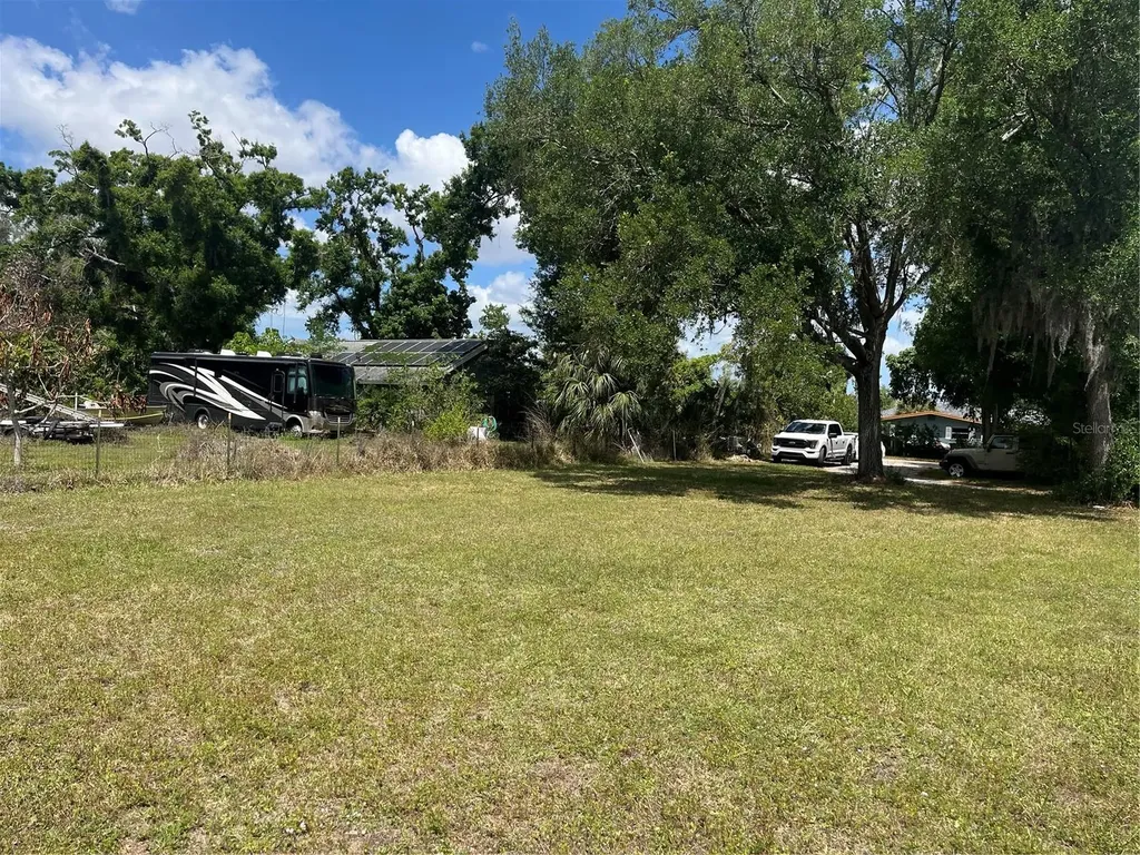 5628 24th Street E Bradenton FL 34203
