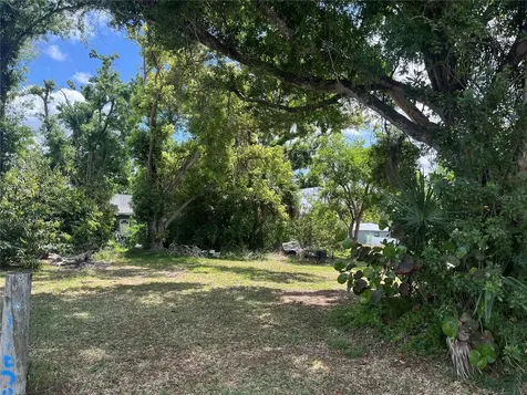 5628 24th Street E Bradenton FL 34203