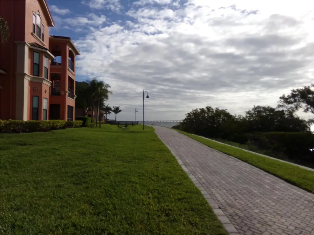 2723 Via Capri Clearwater FL 33764