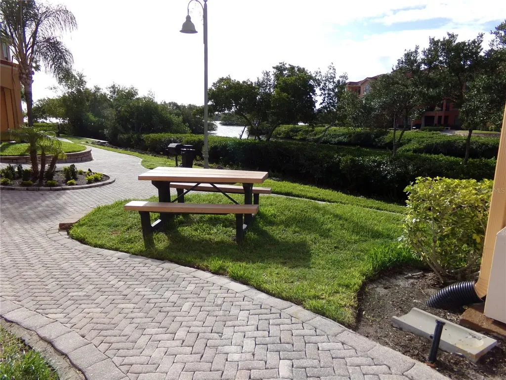 2723 Via Capri Clearwater FL 33764