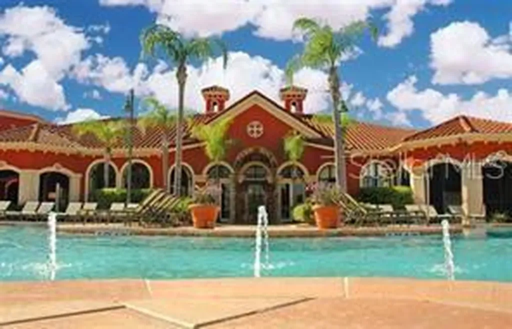 2723 Via Capri Clearwater FL 33764