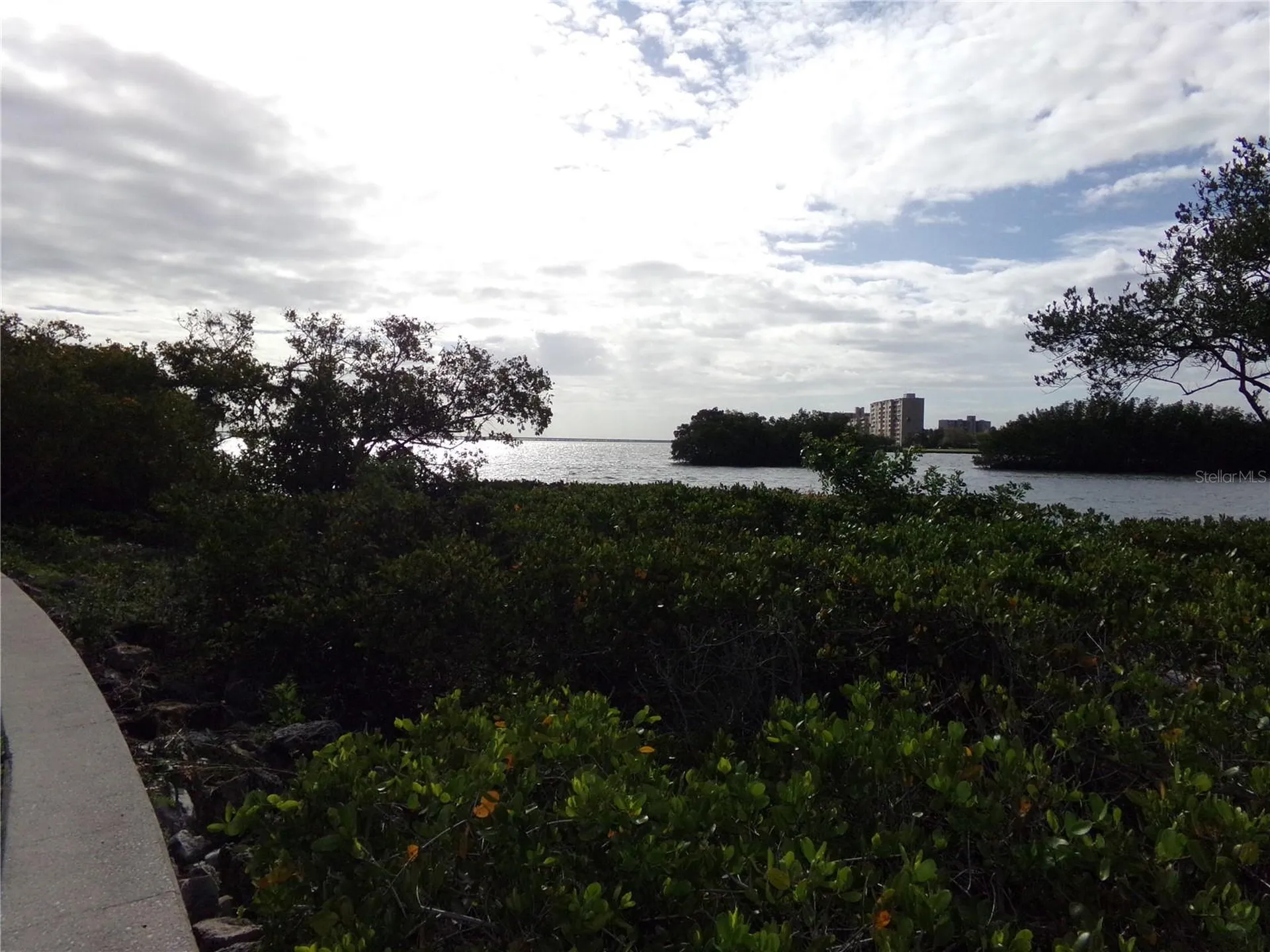 2723 Via Capri Clearwater FL 33764