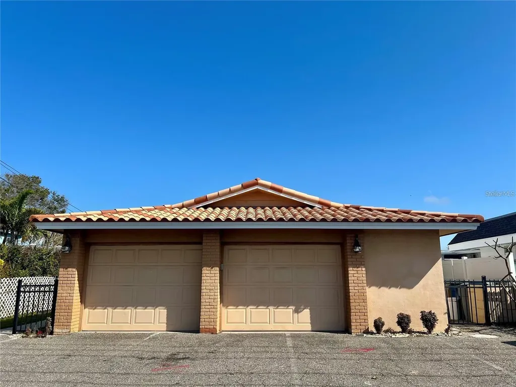 11315 3rd Street E Treasure Island FL 33706
