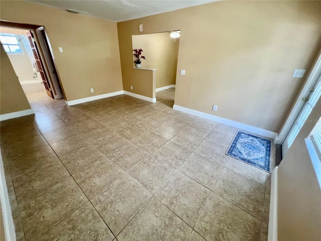 11315 3rd Street E Treasure Island FL 33706