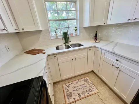 11315 3rd Street E Treasure Island FL 33706
