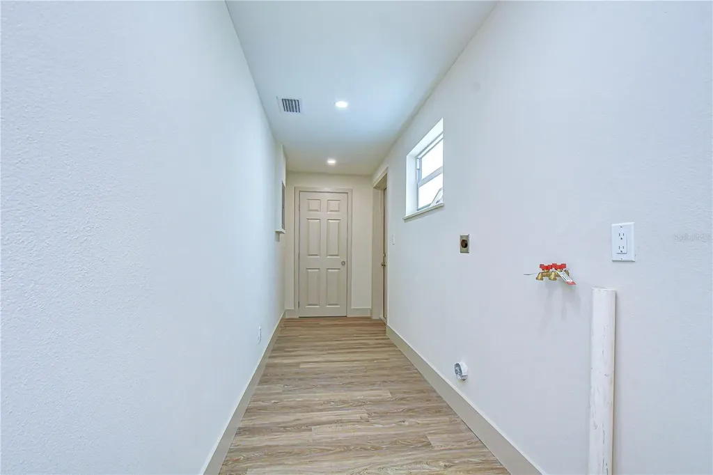 5211 S 85th Street Tampa FL 33619