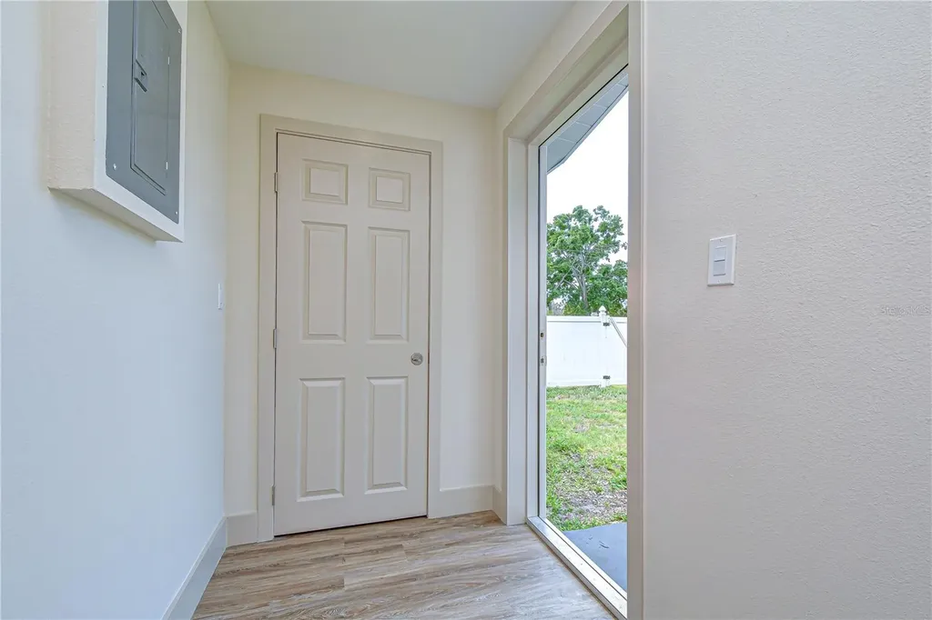 5211 S 85th Street Tampa FL 33619