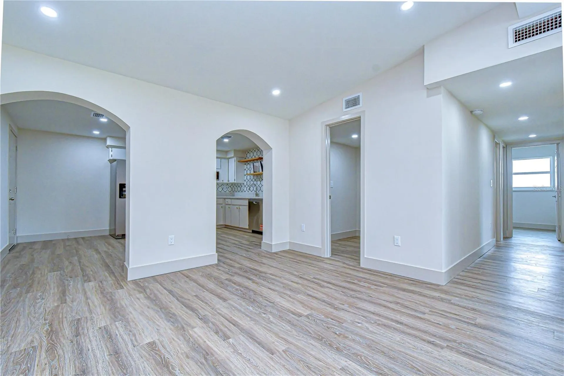 5211 S 85th Street Tampa FL 33619