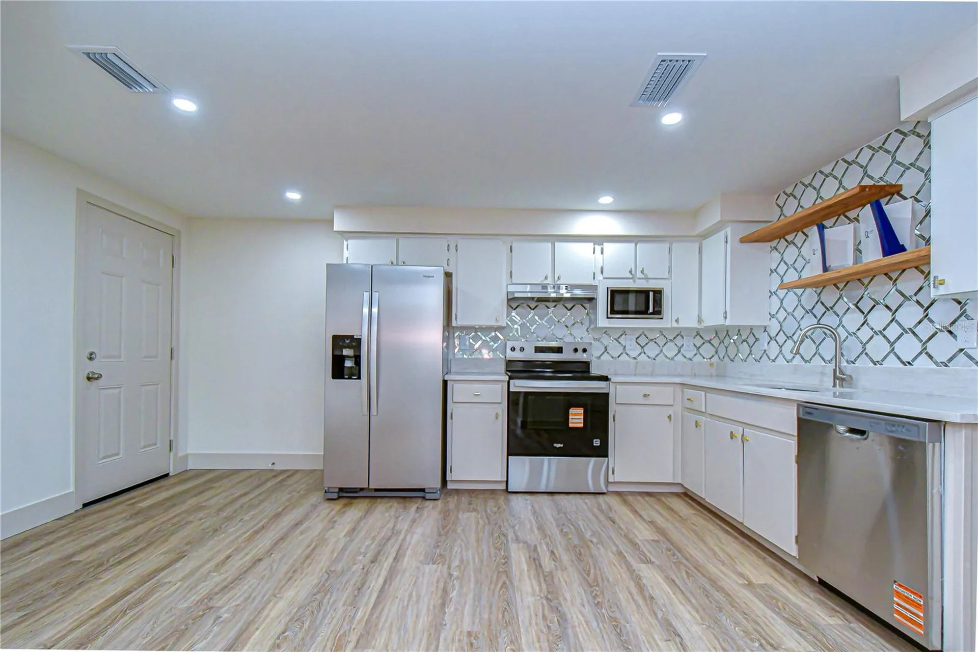 5211 S 85th Street Tampa FL 33619